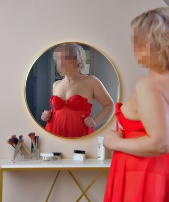 Молодая, стройная брюнетка ждет встречи с обеспеченным мужчиной. Обещаю незабываемый опыт и море удовольствия. Фото подтверждающие личность в личку. 445, 44 года