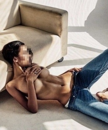 Игривая и страстная девушка с аппетитной фигурой готова окунуть тебя в мир наслаждений. Помогу расслабиться и забыть обо всем, кроме нас двоих. Только для тебя! 11672, 25 лет